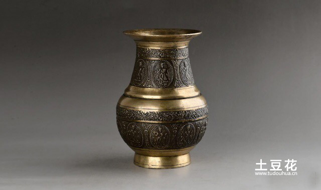 清代罕见精品满簪工老青铜花瓶