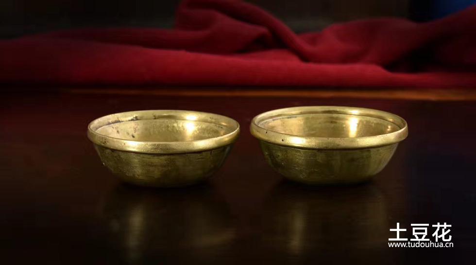 清代精品黄金铜老水供碗 老件欣赏