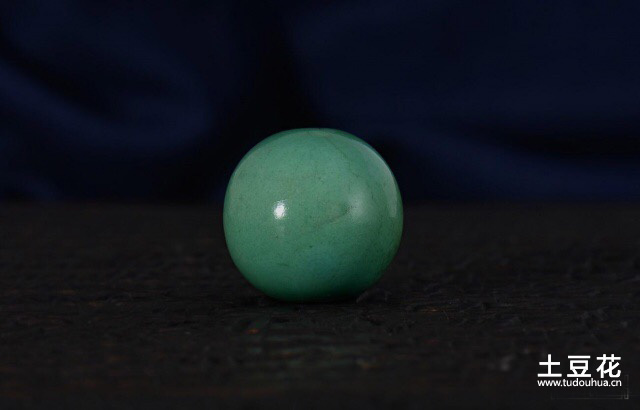 圆形绿松石