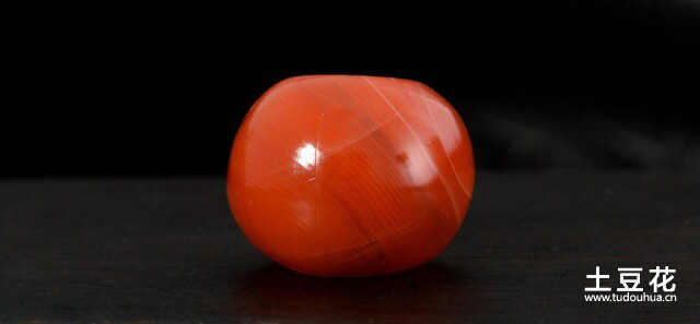 柿子红老南红玛瑙珠子 直径17.5mm 孔距14.3mm
